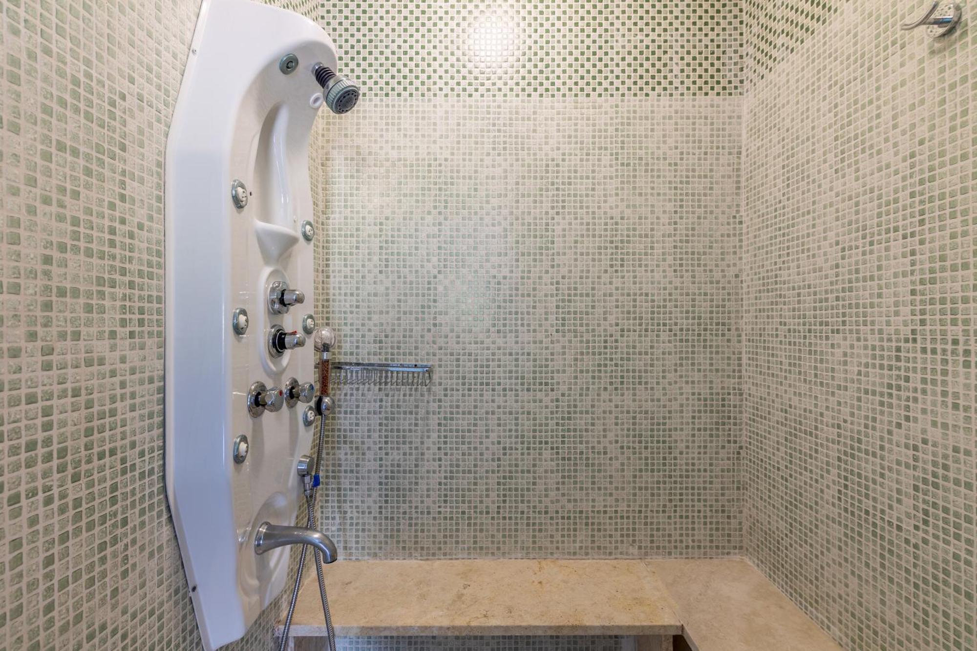 Whiteblue Spa Villa, By Idealstay Experience Candia Esterno foto
